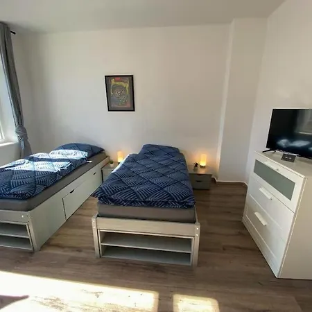 Neu Saniertes In * Magdebourg