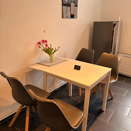 Neu Saniertes In Apartment *