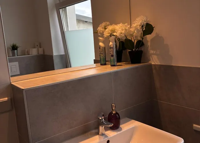 Neu Saniertes In * Magdeburgo